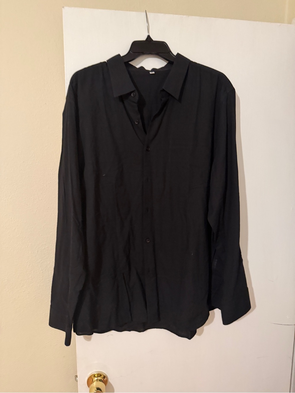 Amazon Men's Black Long Sleeve Button-Down Shirt